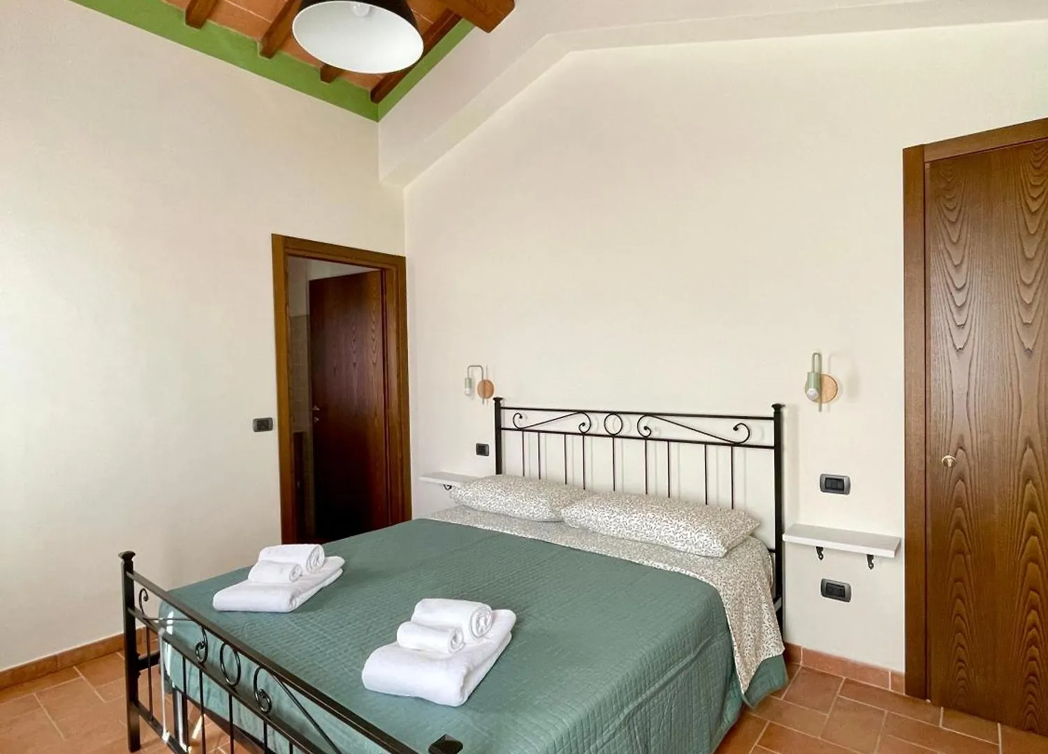 Bed & Breakfast Casale Dell'Assiolo Bed And Breakfast Castiglione del Lago Italy